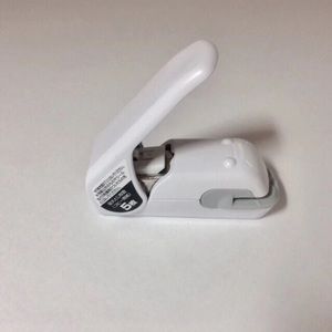 Stapleless stapler